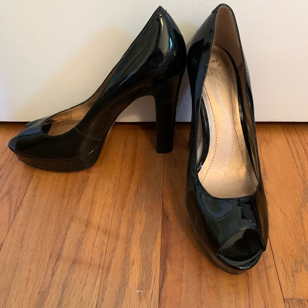 BCBG black pumps